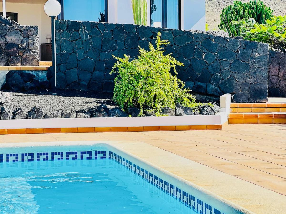 Canaryislandshost I Marquesa Famara Dış mekan fotoğraf